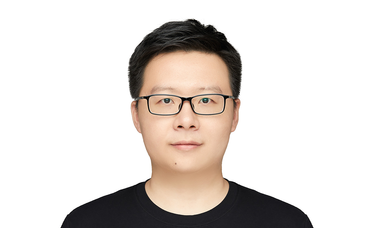 Portrait of Haijin Huang