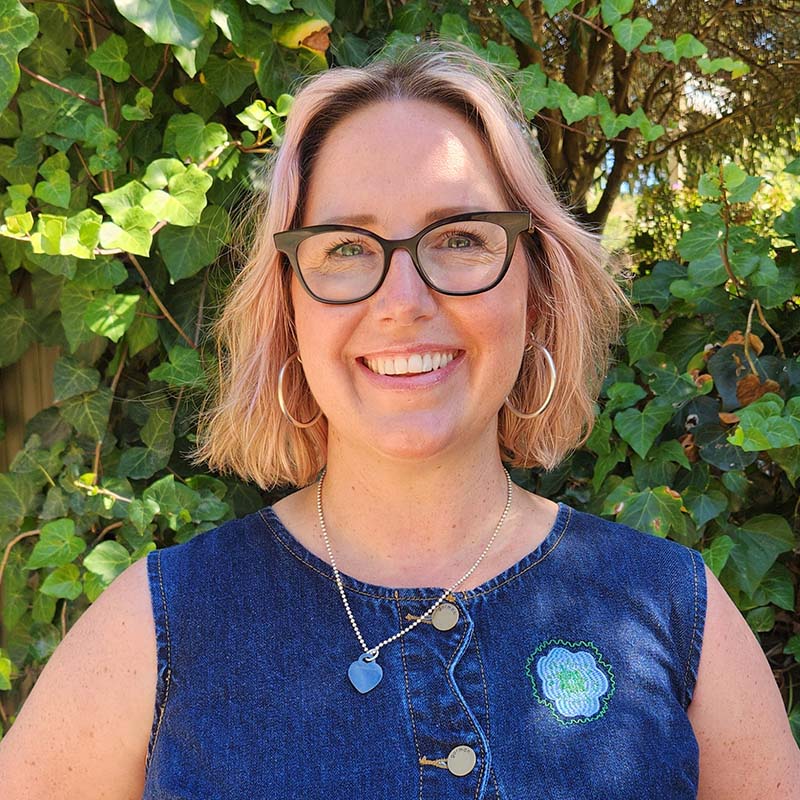 Profile image of Karlie Simpson.