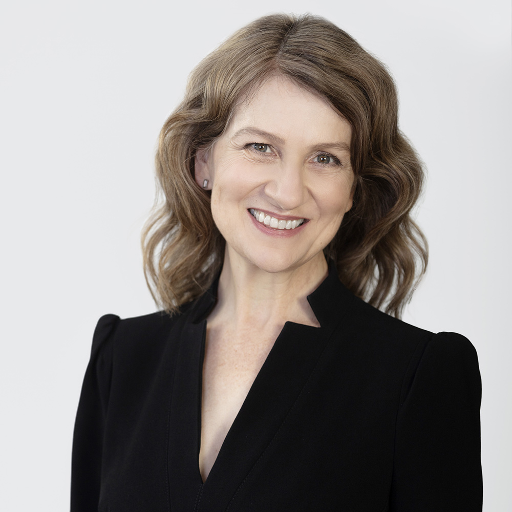 Portrait of Lyn Warneke