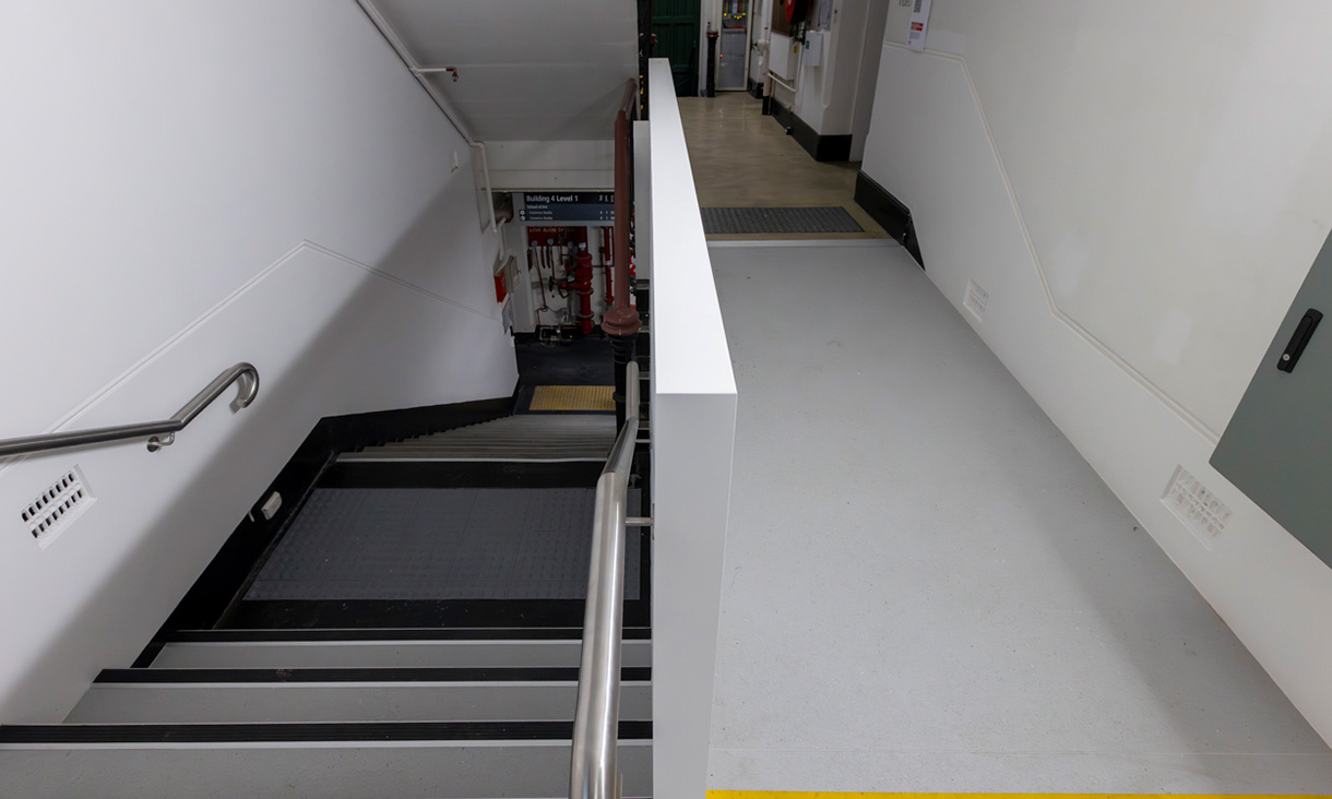 Image of the building 4 level 2 access ramp