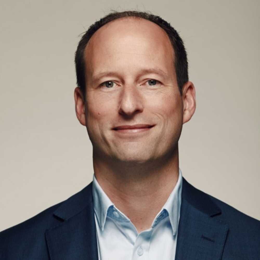 Portrait of Frank Oerlemans