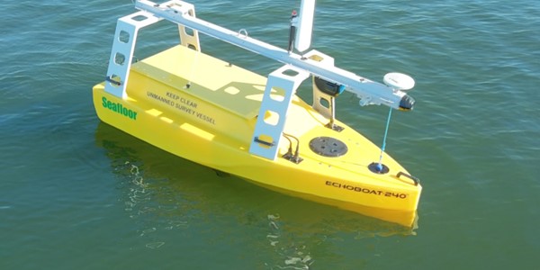 Semi-Autonomous Sonar Boat – Seafloor Echoboat 240 