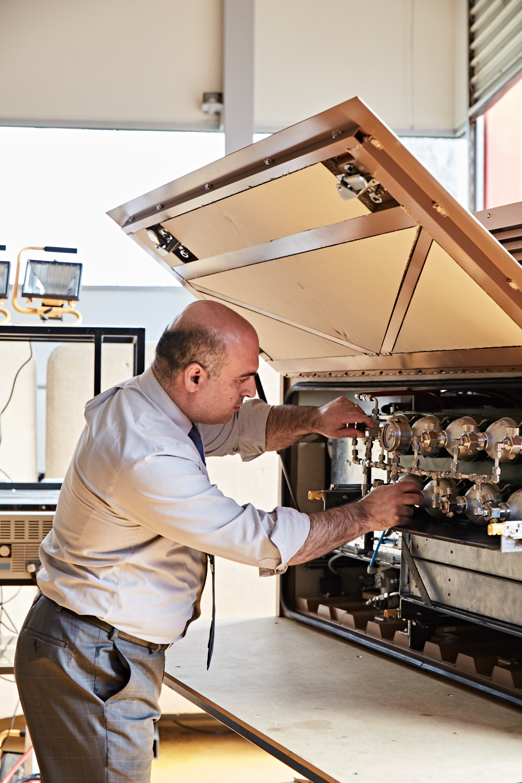 A 5kW fuel cell APU Unit designed, developed, and tested by the RMIT SHEL Group