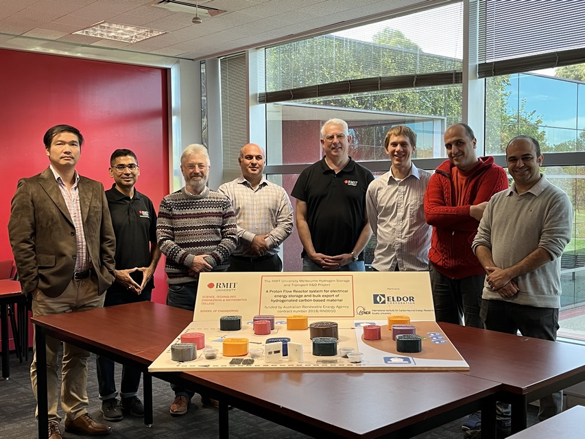 Team photo RMIT Bundoora East 260422