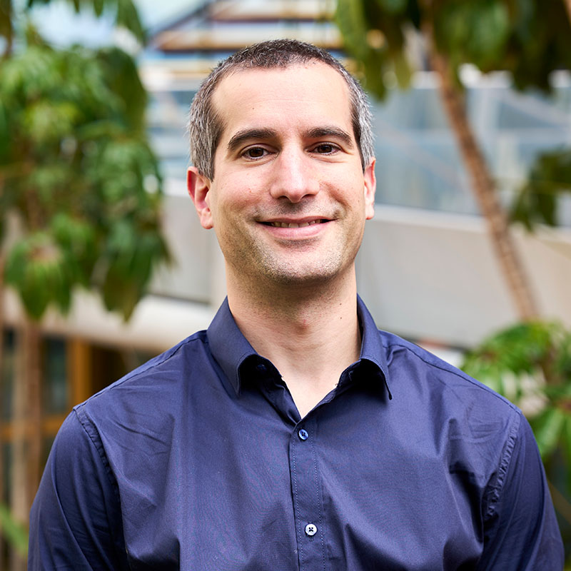 Portrait of Jean-Philippe Tetienne.