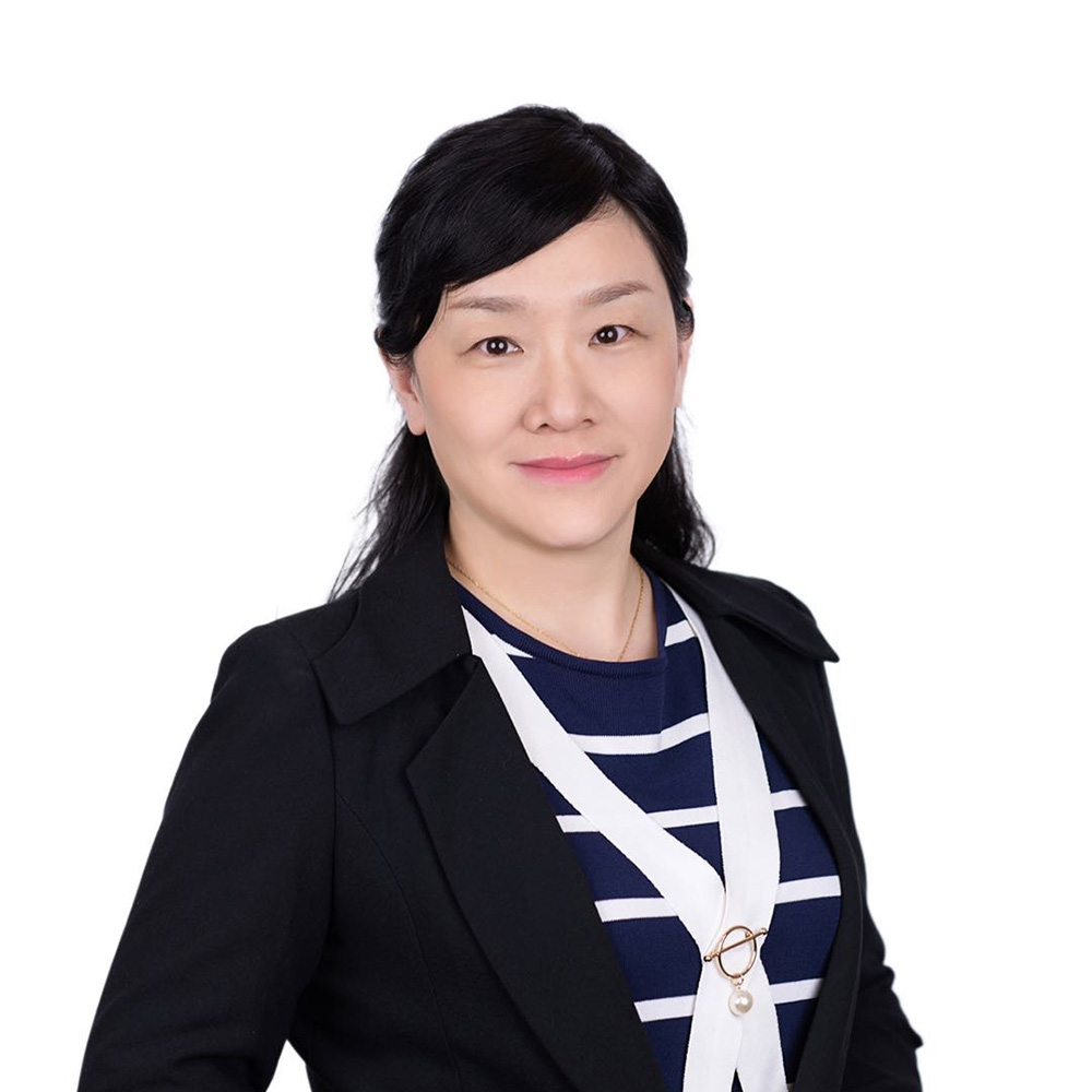 Portrait of Leigh Lei