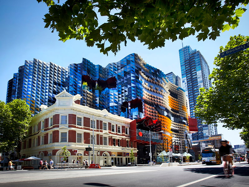 Swanston Street and Building 80, Swanston Academic Building