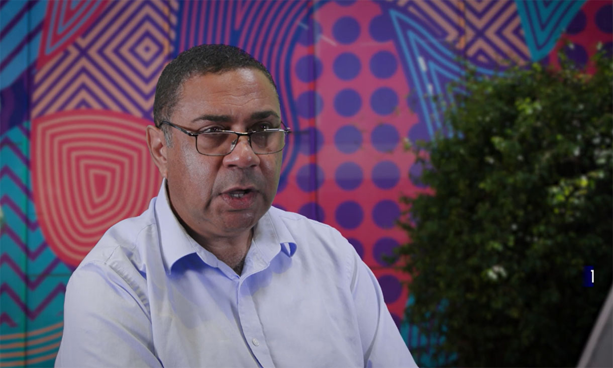 Professor Gary Thomas