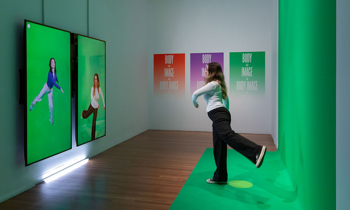 Installation view, Amrita Hepi, Open Poses 2022, in execute_photography, RMIT Gallery, Melbourne, 2024. 