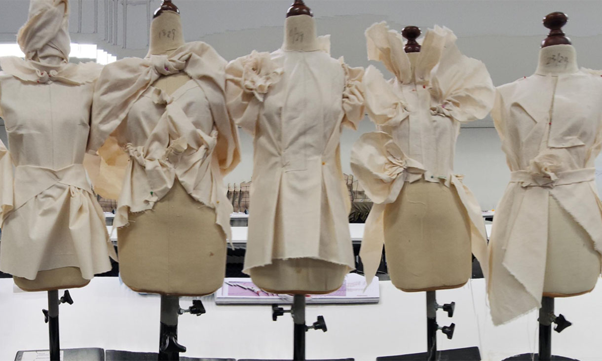 zero-waste-pattern-making-1220x732.jpg