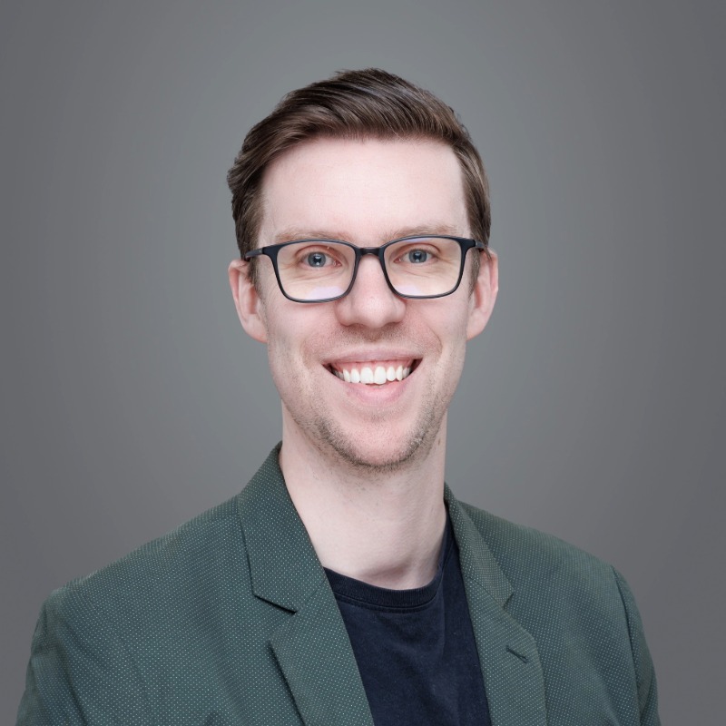 Dr Jason Pallant 