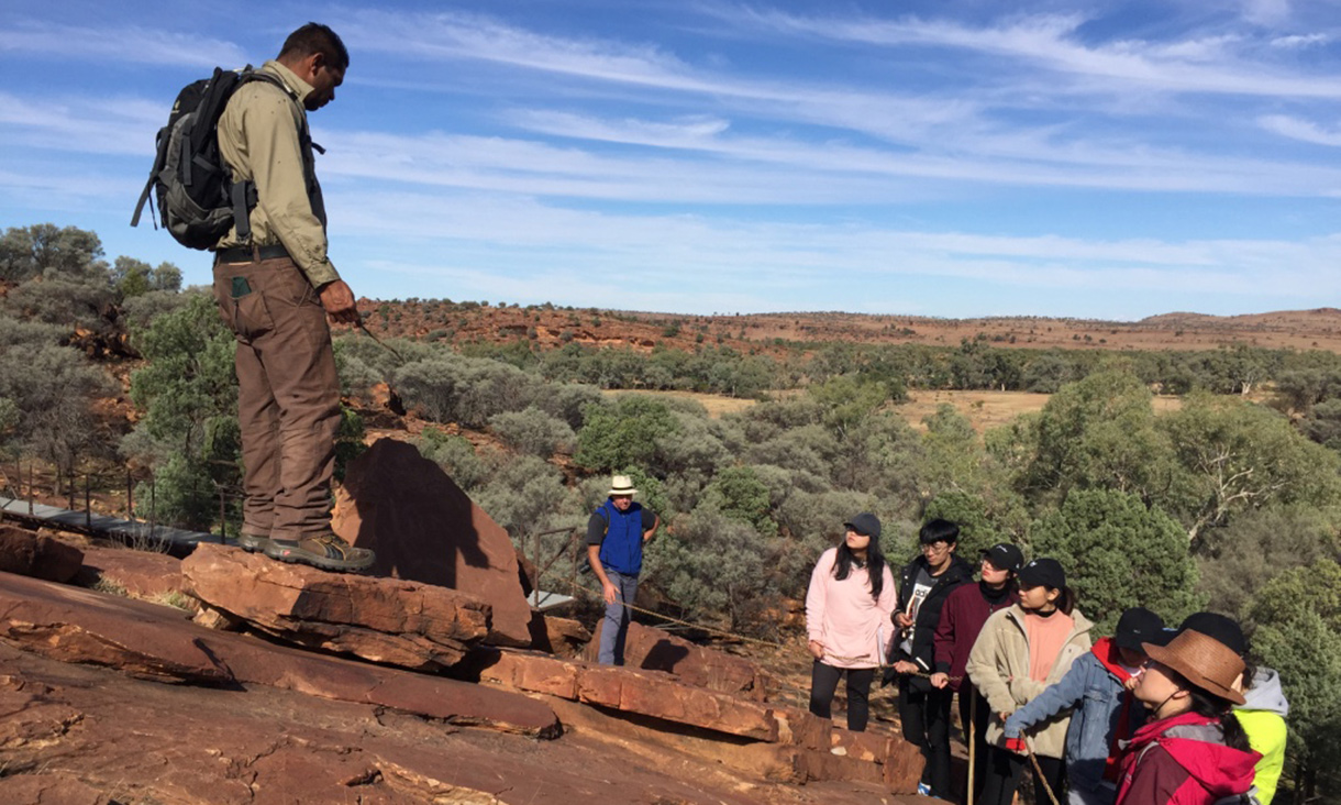 Bachelor Landscape Architectural Design students experiencing Dreaming stories through ancient rock art at Mutawintji National Park. Photo: Ziyang Ye