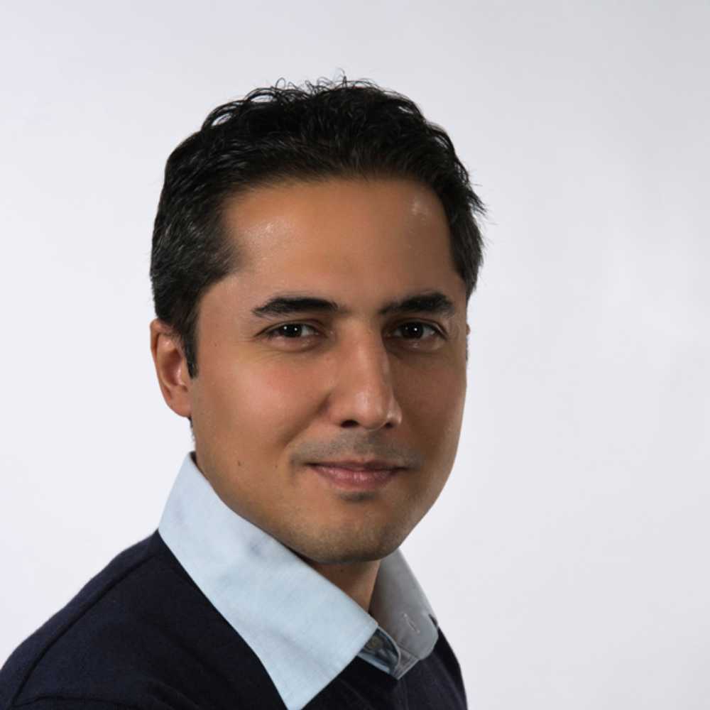 Portrait of Payam Pirzadeh