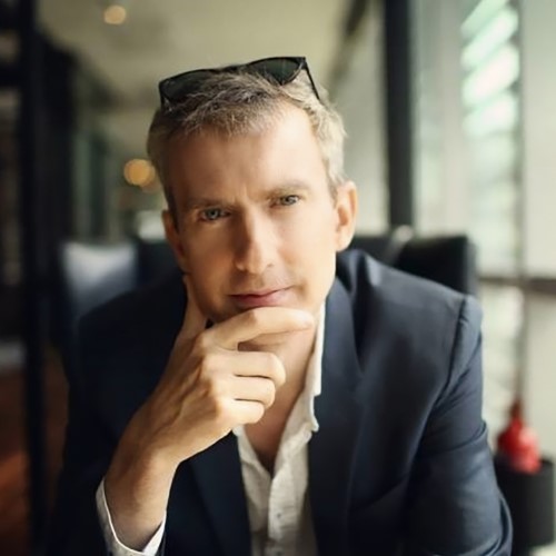 Portrait of Erik Heureux