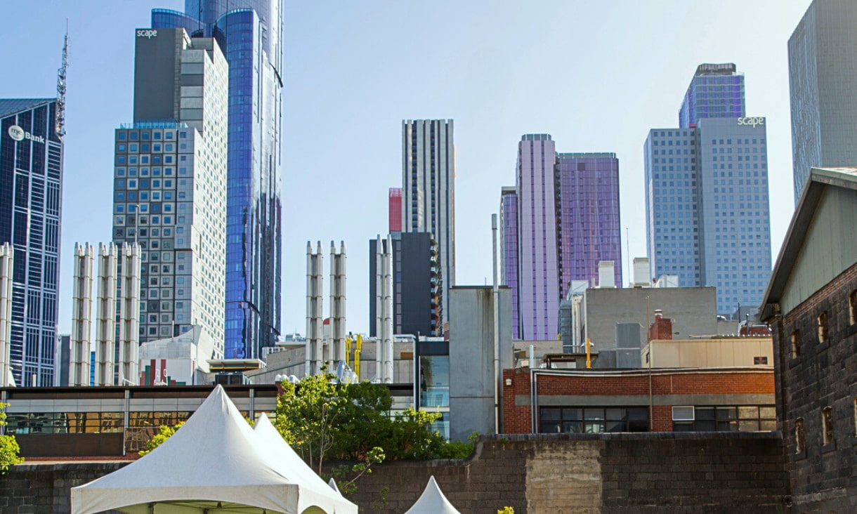 melbourne-city-buildings-2-thumbnail-1220x732.jpg
