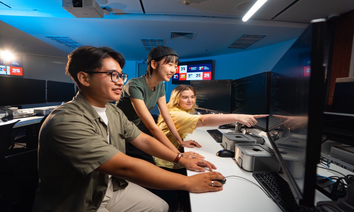 students-computer-science-lab