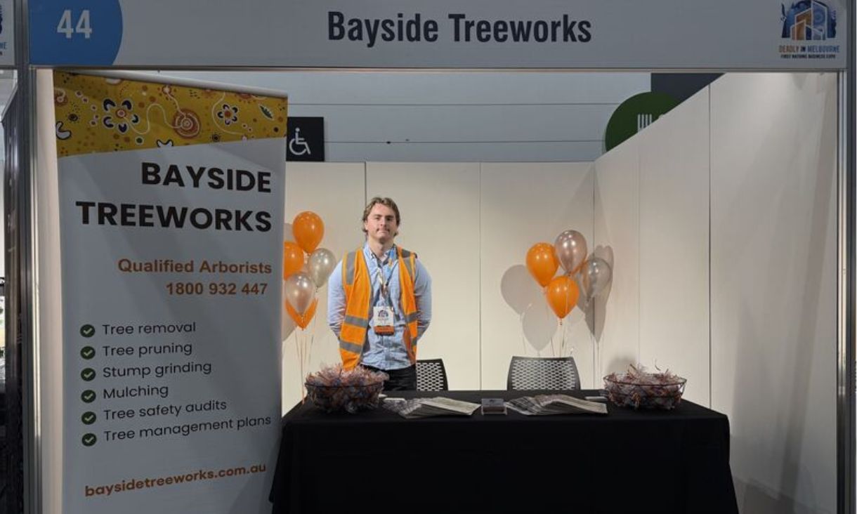 Kyle working at  Bayside Treeworks