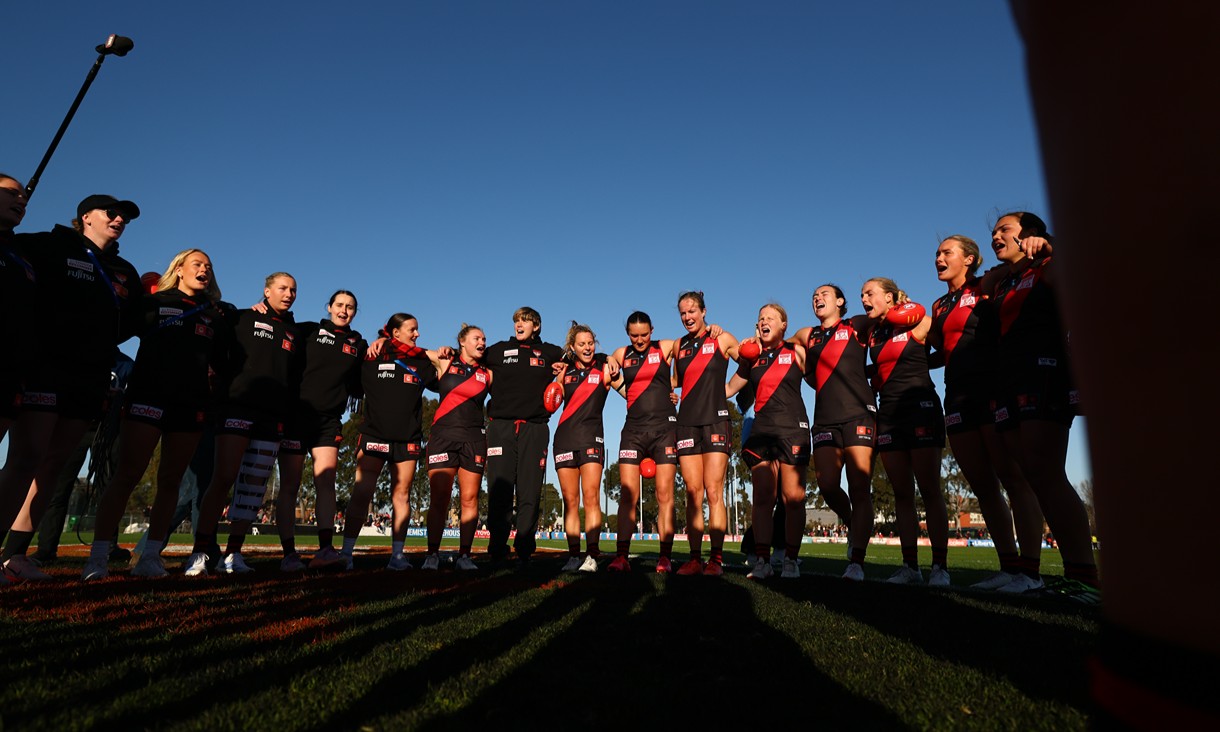 essendon-aflw-26-reference-image-1220x732.jpg