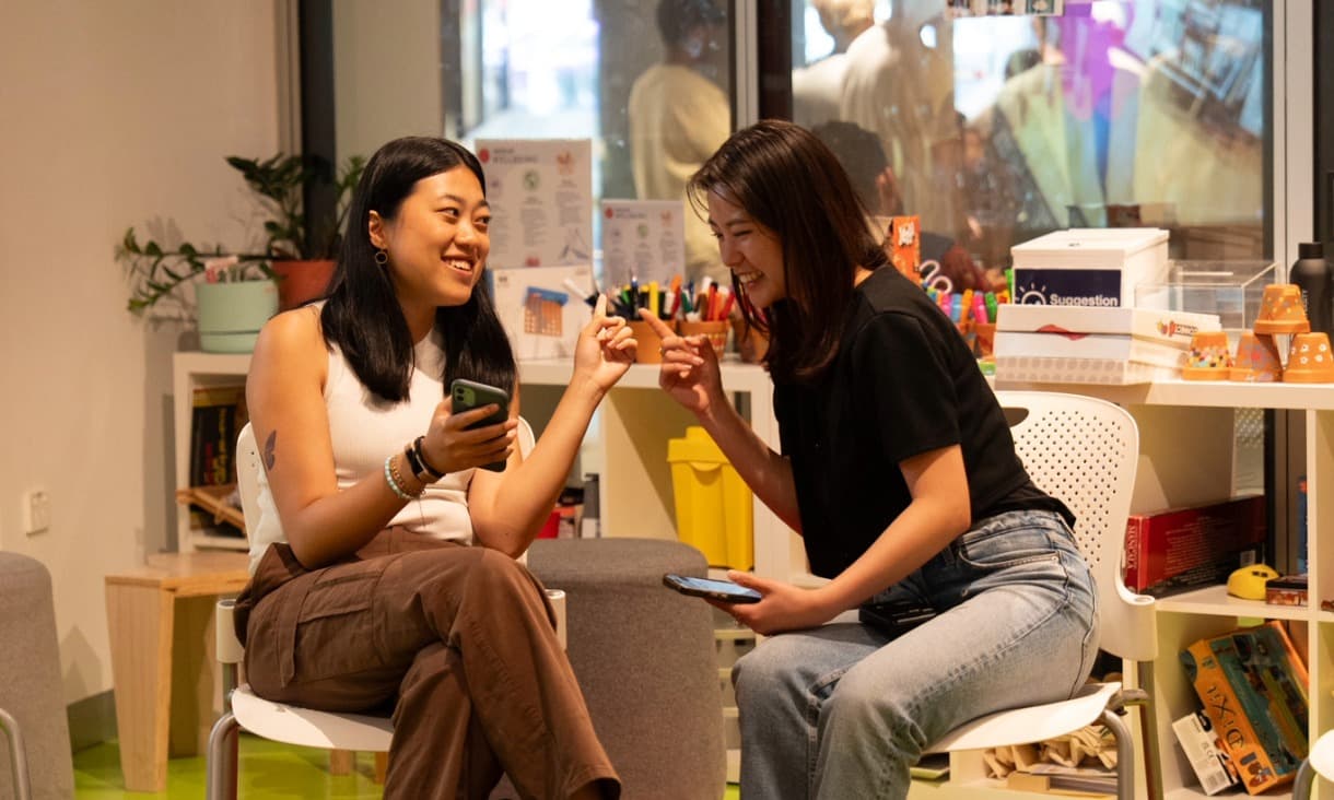 RMIT students in the Student Life Hub during a Connect with Friends session