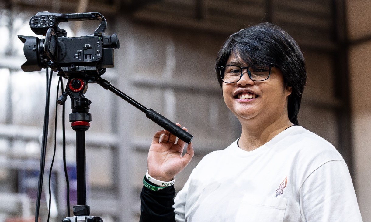 RMIT Sport and Fitness media volunteer capturing content 