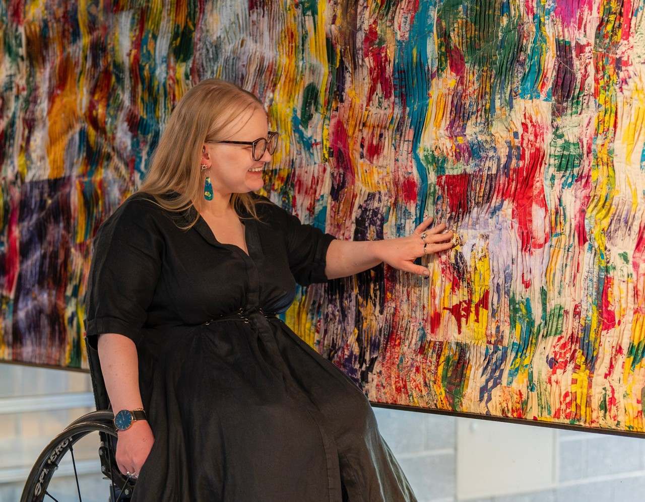 Text And Media Video