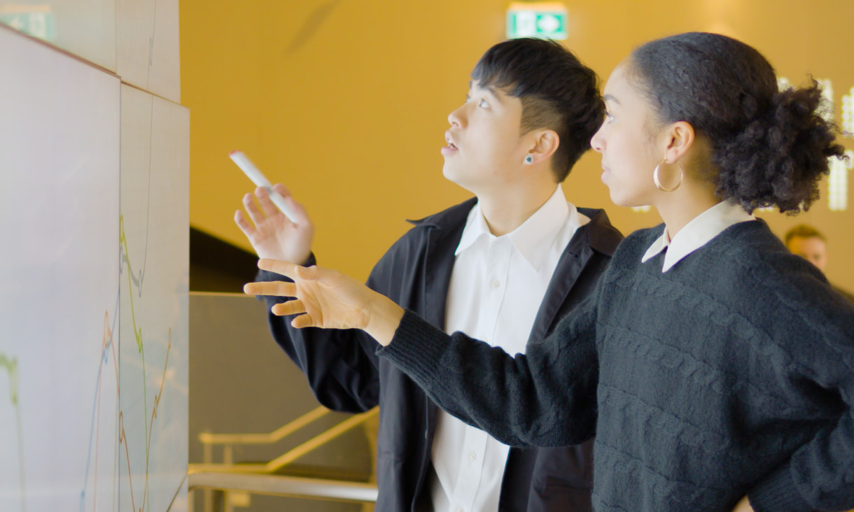 2022-q4-business-indoor-3-1220x732