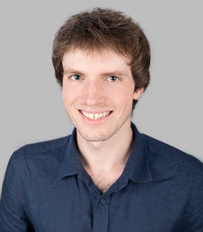 Tom Harris, Bachelor of science (Physics)(Dean’s scholar)(Honours) BH012