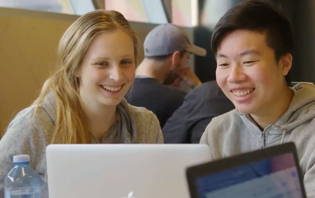 Two students studying Diploma of Business at RMIT