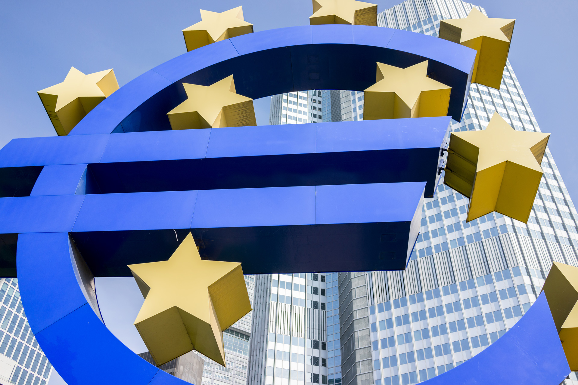 Euro symbol in Frankfurt