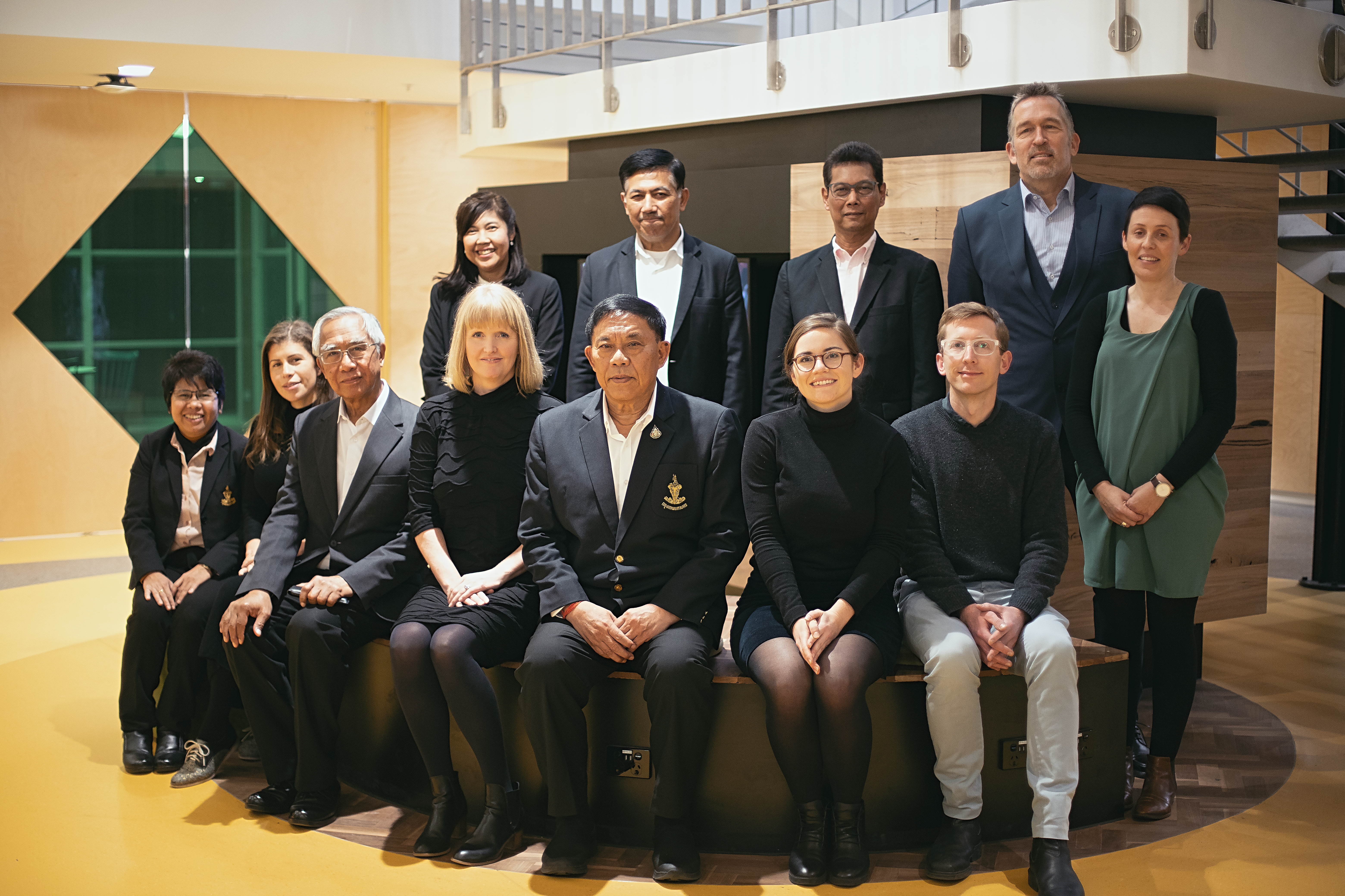Leaders from the Bangkok Metropolitan Administration with RMIT University urban scholars in Melbourne. Front row (left to right): Ms Kornsupha Nitvimol, Ms Joana Correia, Dr Vallop Suwandee, Dr Melanie Davern, Pol Gen Aswin Kwangmuang (Governor of Bangkok), Ms Amanda Alderton, Mr Carl Higgs. Back row (left to right): Mrs Anusara Chuensuang, Mr Seerawsankhan Pathan, Mr Panurak Klannurak, Dr Iain Butterworth, Ms Kellie Horton. 