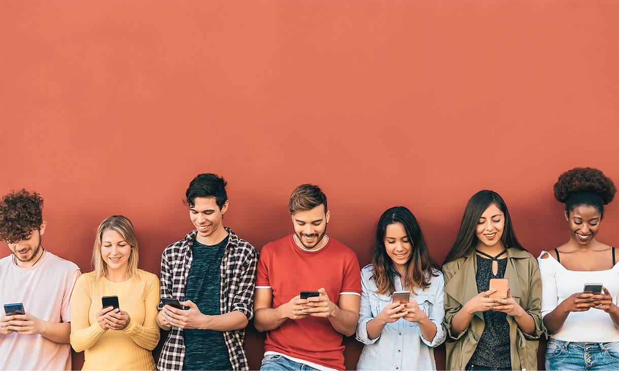 phone-friends-1220px.jpg