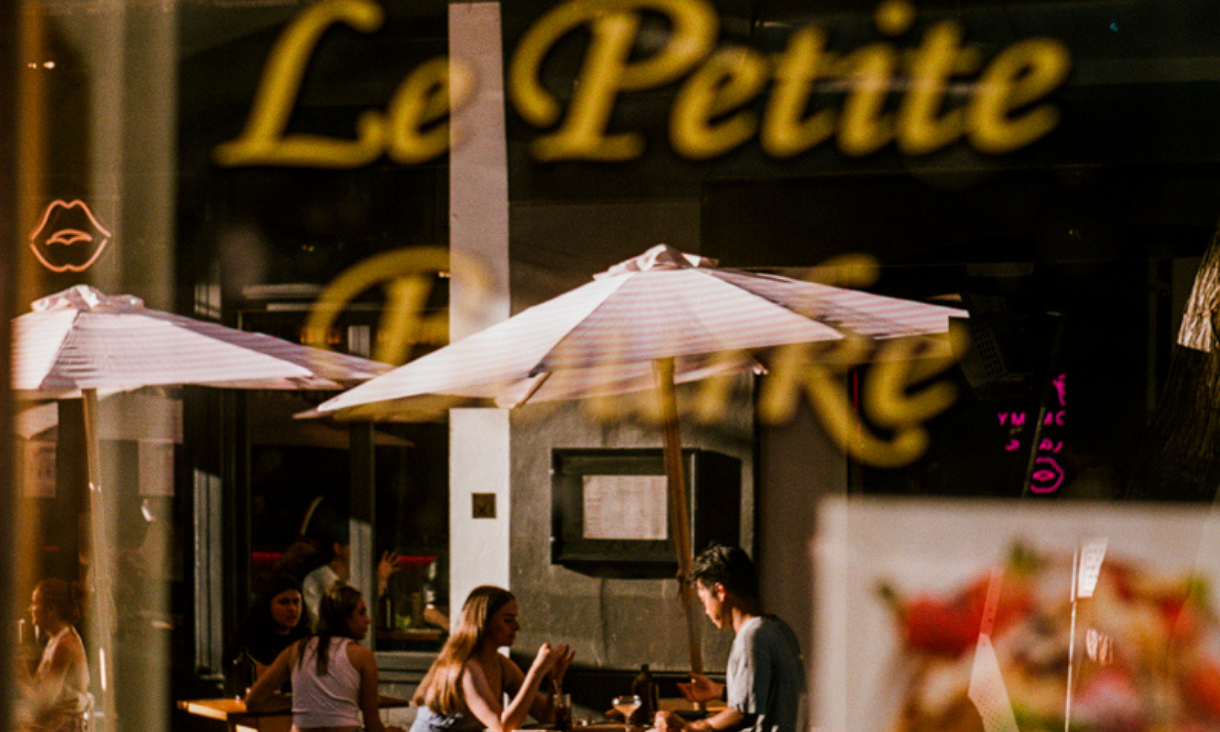 Sarah Pannell 1220 x 732