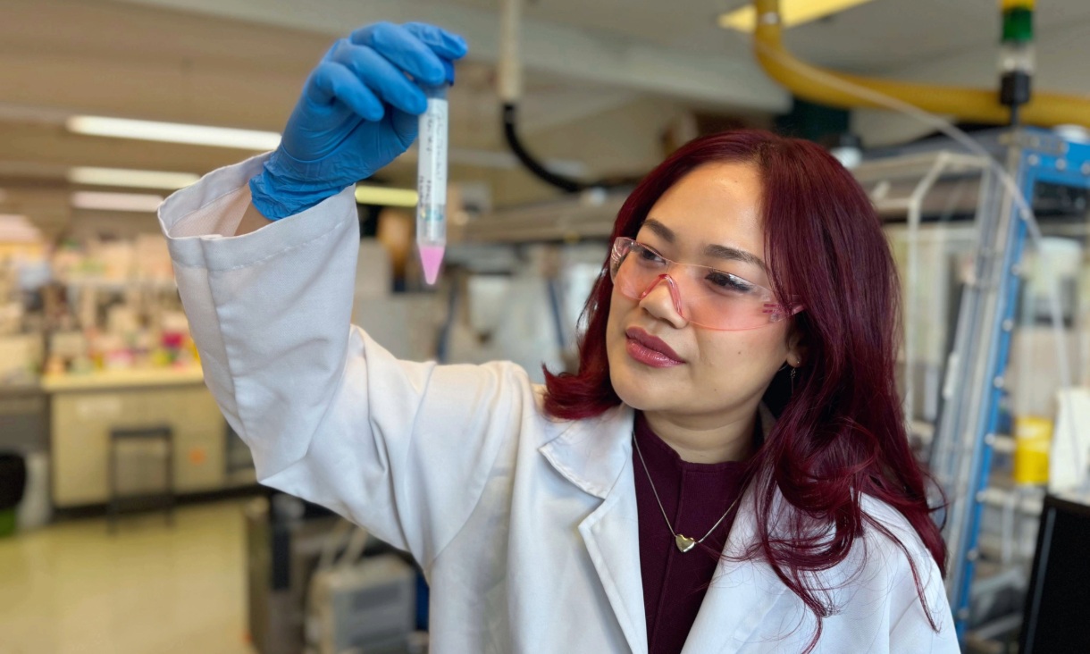 Sue Lyn Yap in the RMIT labs.