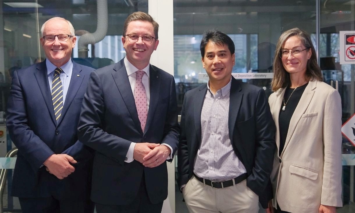(L-R) RMIT University Deputy Vice-Chancellor Research and Innovation, Distinguished Professor Calum Drummond AO, Minister for Economic Development, Anthony Carbines, Distinguished Professor Leslie Yeo and GonGlobal Co-Founder and CEO, Ellen Gonda. Credit: Seamus Daniel.