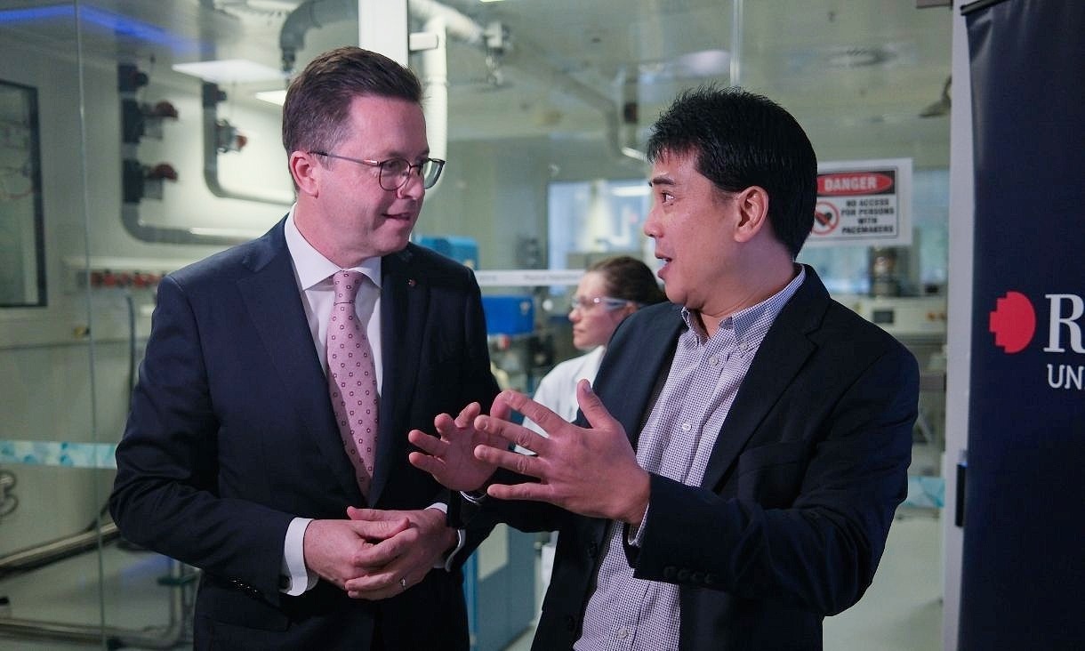 Minister for Economic Development Anthony Carbines and Distinguished Professor Leslie Yeo. Credit: Seamus Daniel.