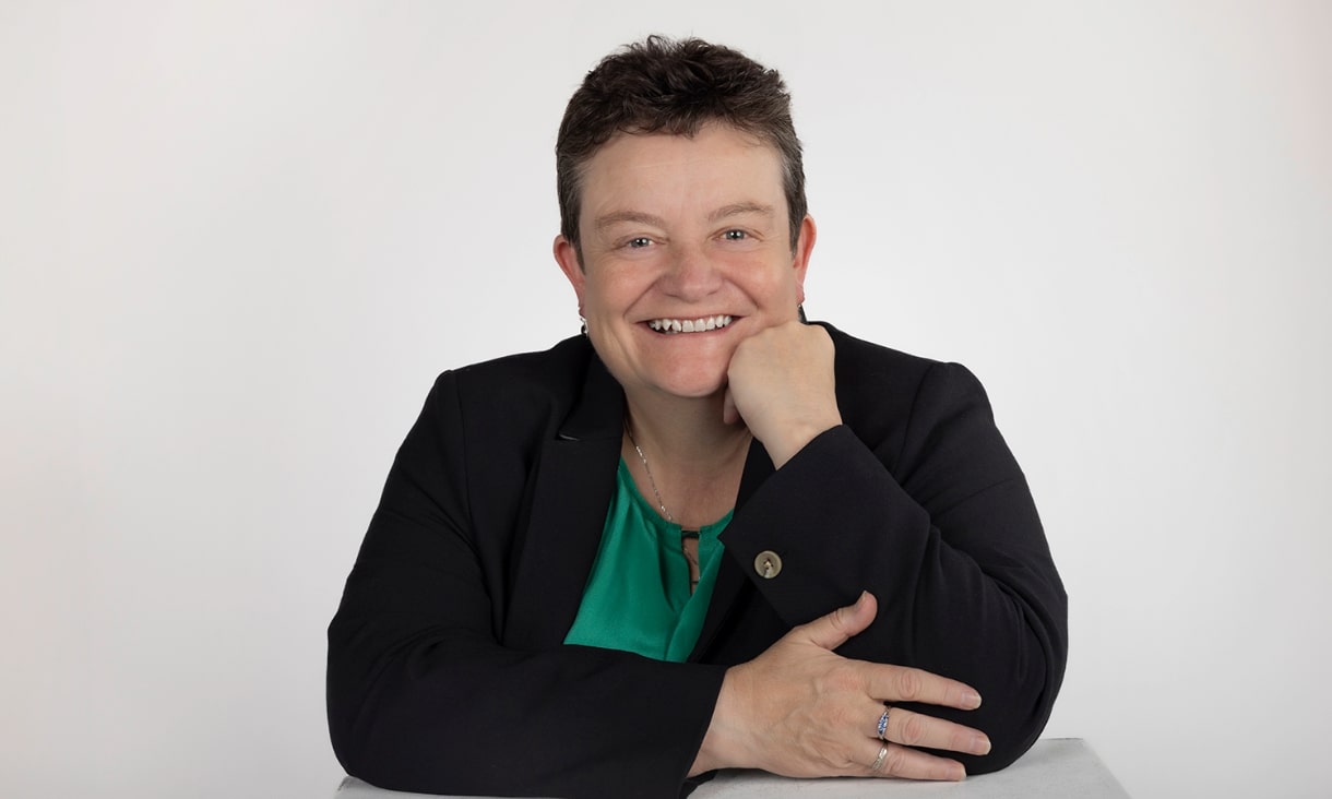  Associate Professor Melanie Nash