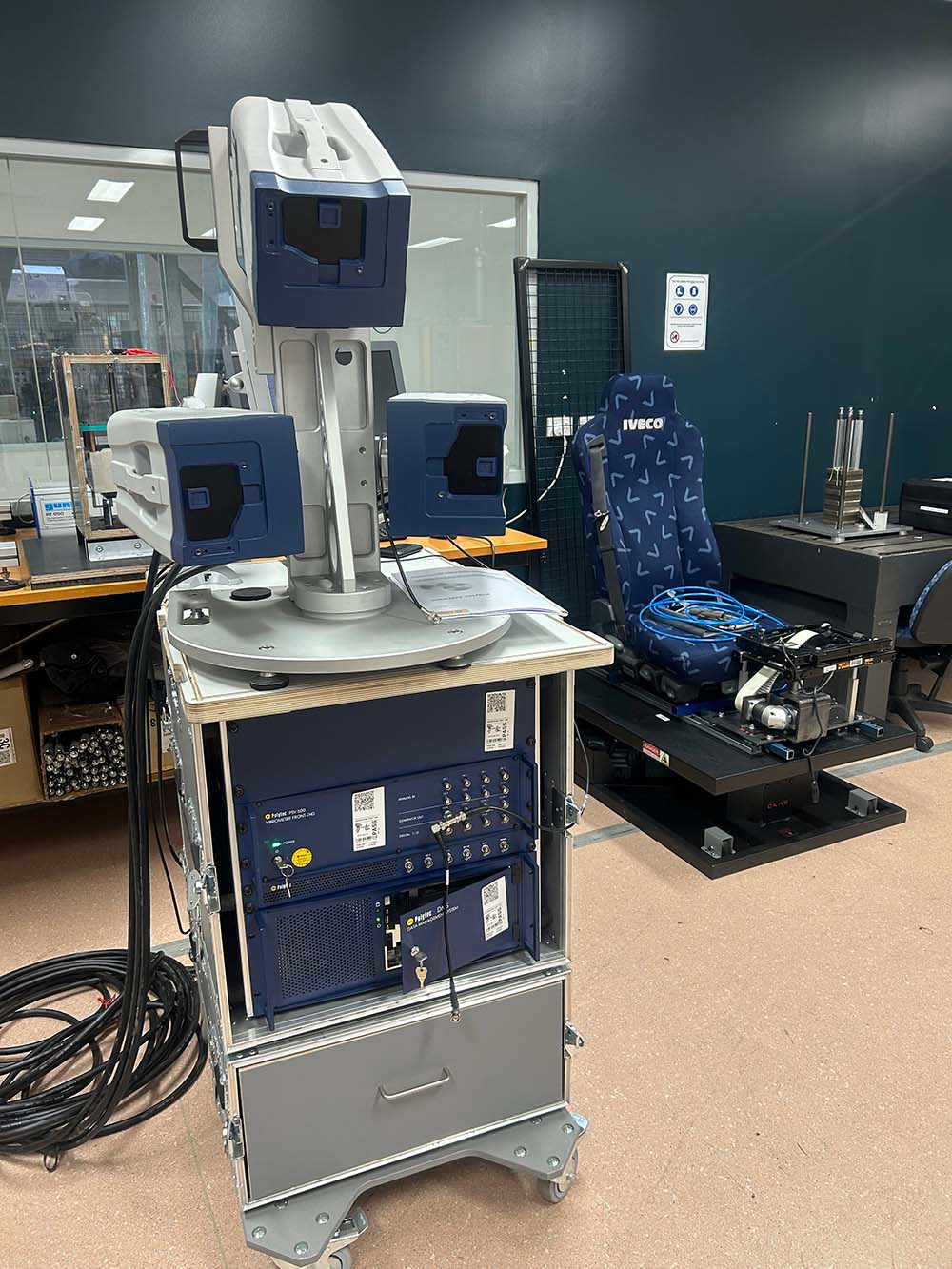 Three axes Polytec PSV 500 Laser Doppler Vibrometer for vibration measurement and modal analysis.