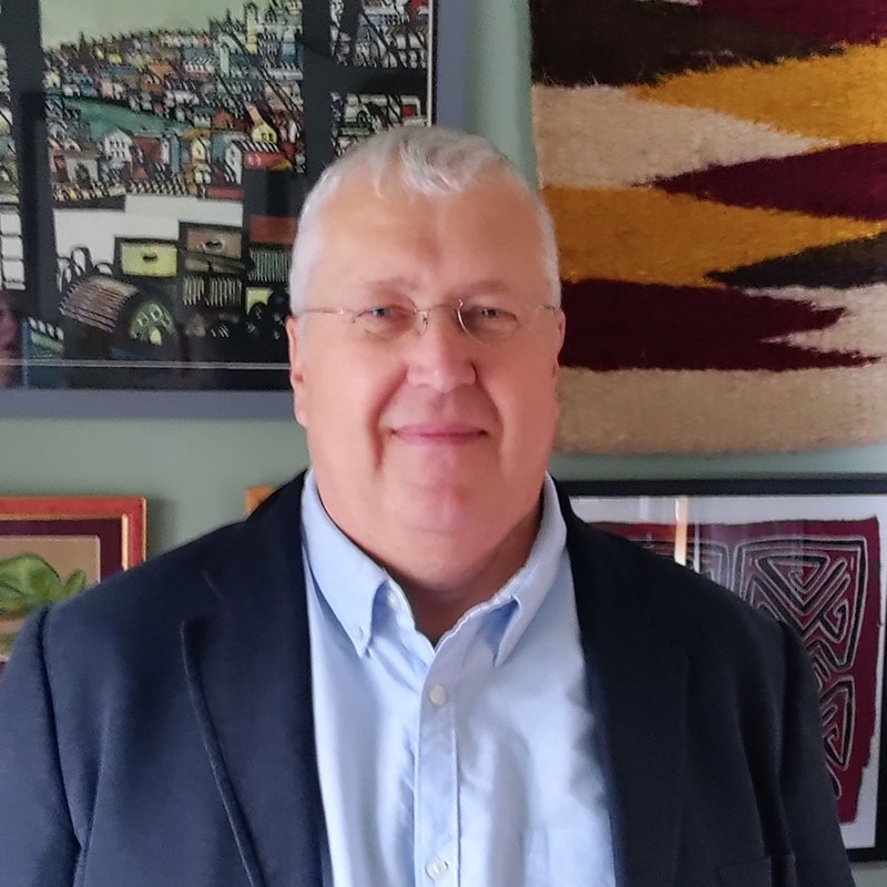 Portrait of Greg Stoner.