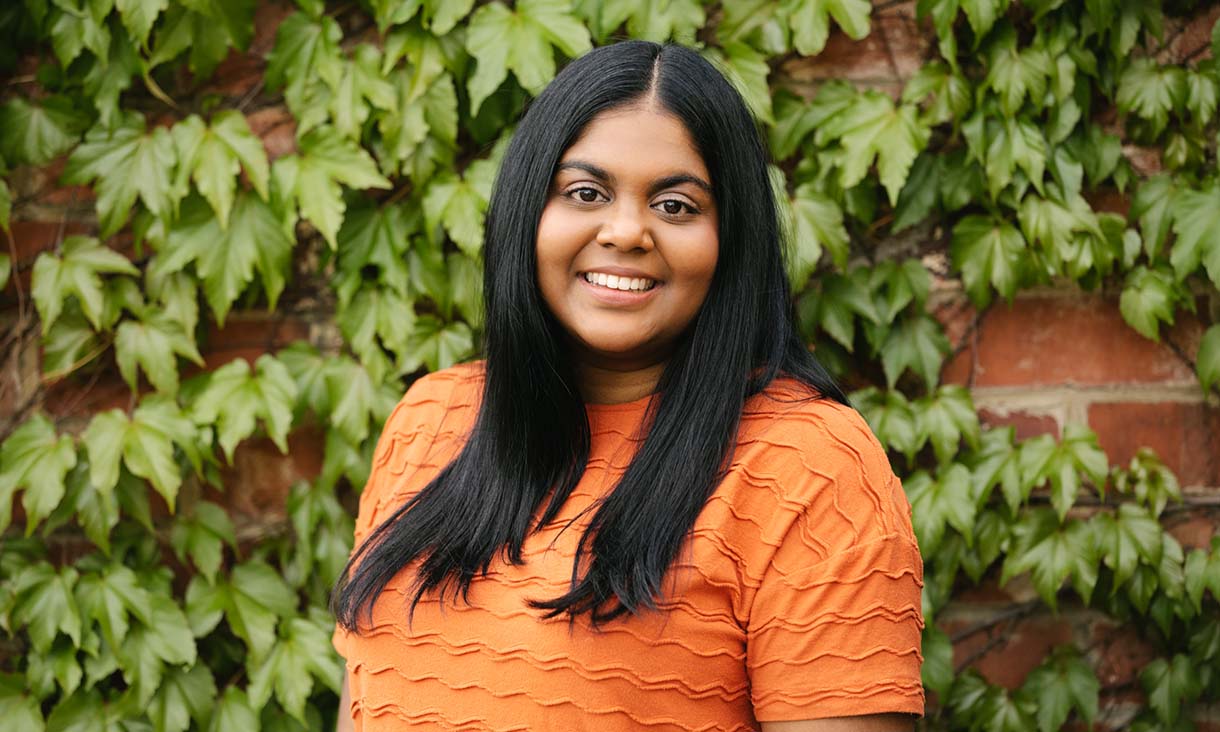 Portrait of Charishma Ratnam.