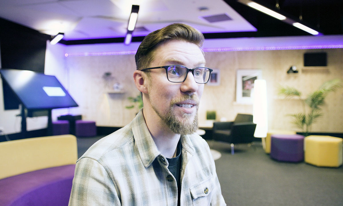 Text And Media Video