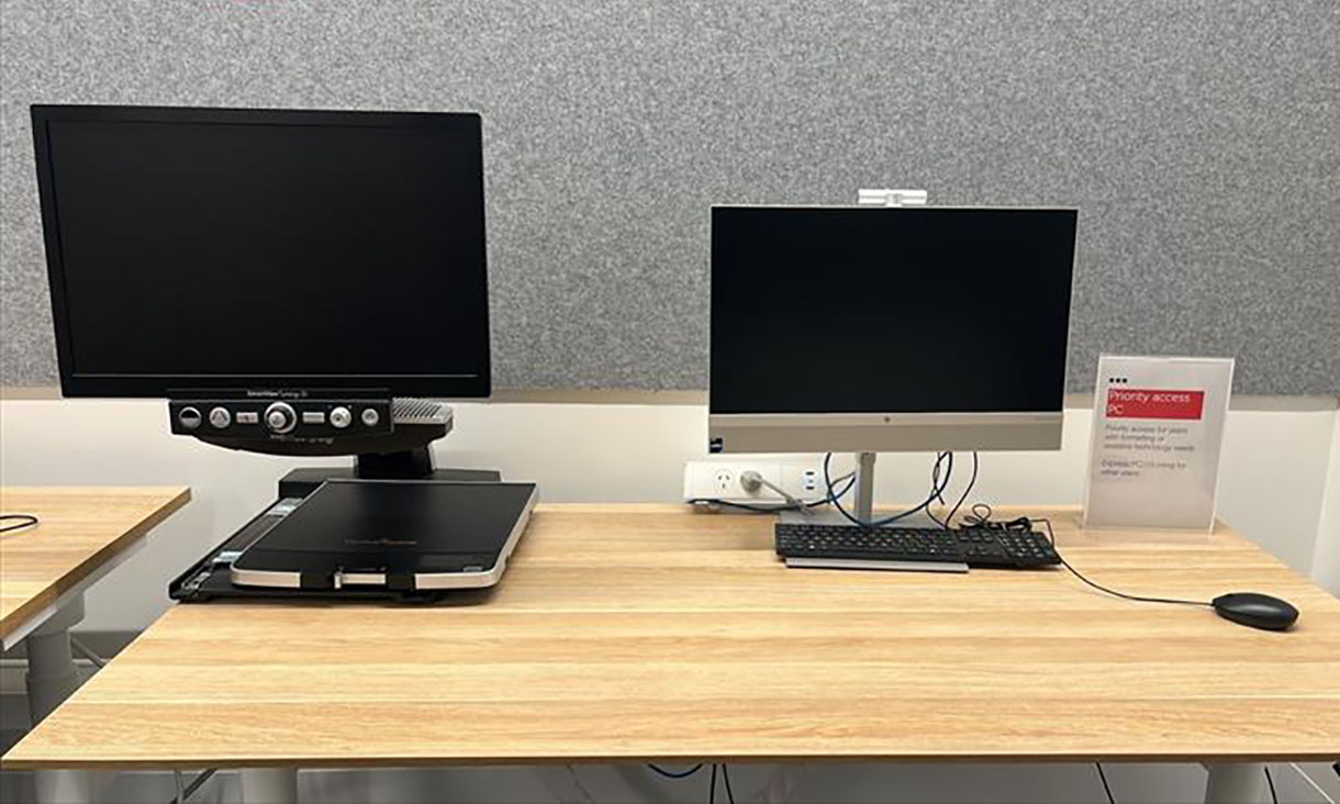 Sample AT Desk setup with the CCTV and a separate monitor.