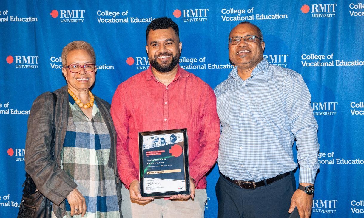 VE Student of the Year Award Jacob Sigabalavu with his parents.