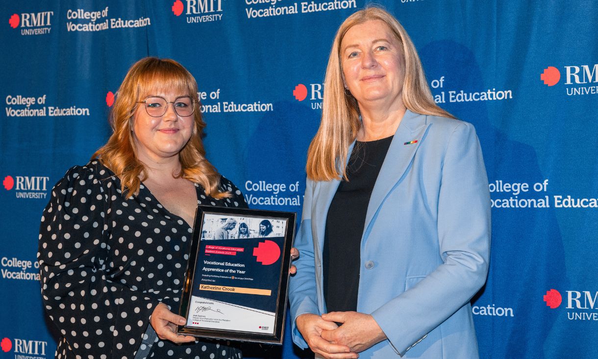 Apprentice of the Year Katherine Crook and Paula McKenry, Associate Deputy Vice Chancellor, Learning & Teaching, VE.
