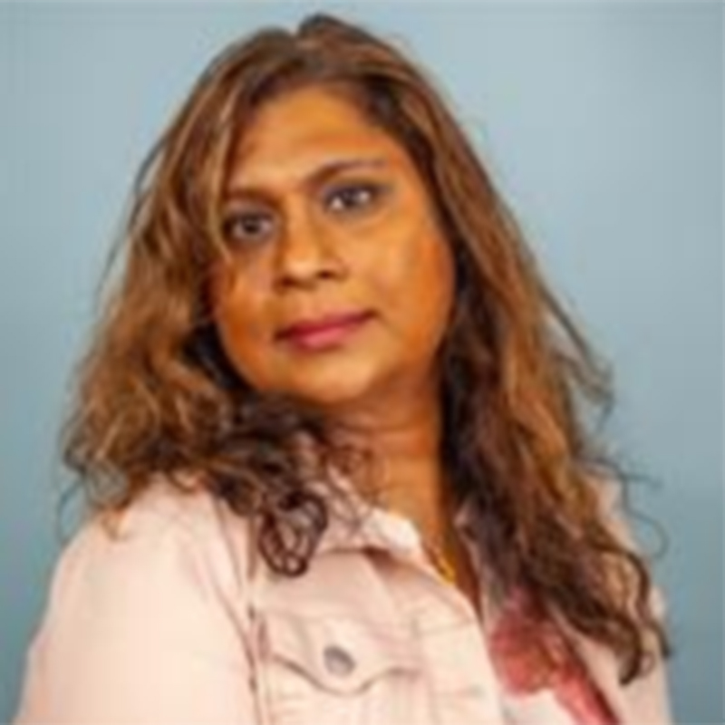 Portrait of Dr Pradeepa Dahanayake.