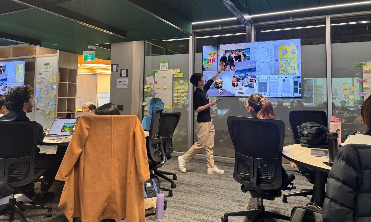 Mason Cao presenting to class