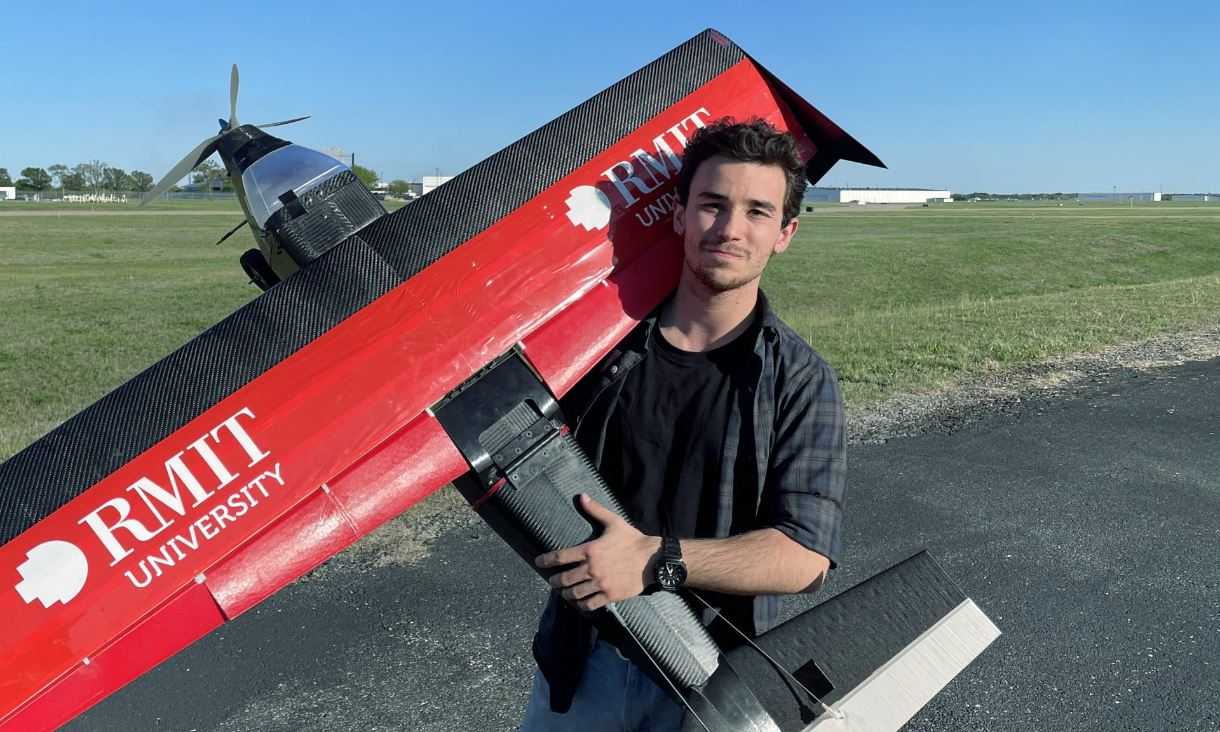 Ari Milke reference image