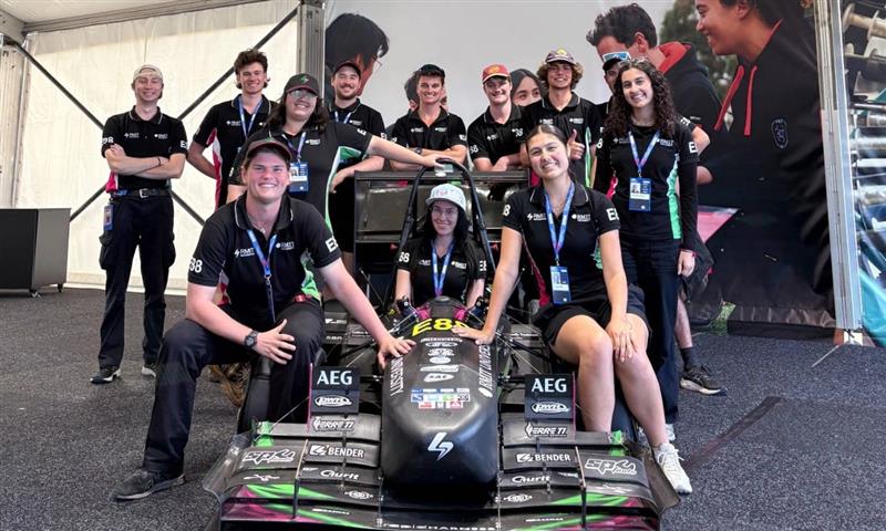 Alt Text is not present for this image, Taking dc:title 'Ausgp motorsport team image 1'