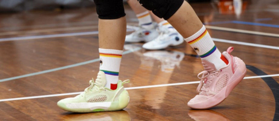 Two sneakers walking