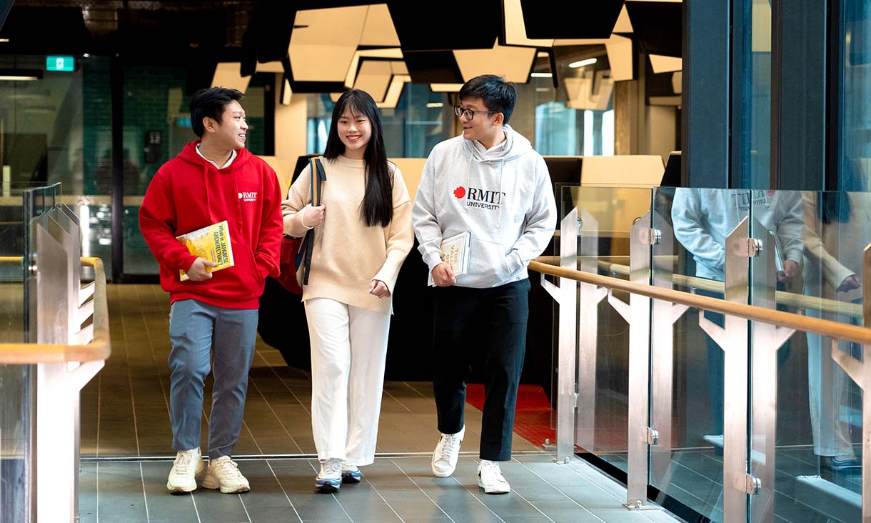 Group of students at RMIT Melbourne City campus