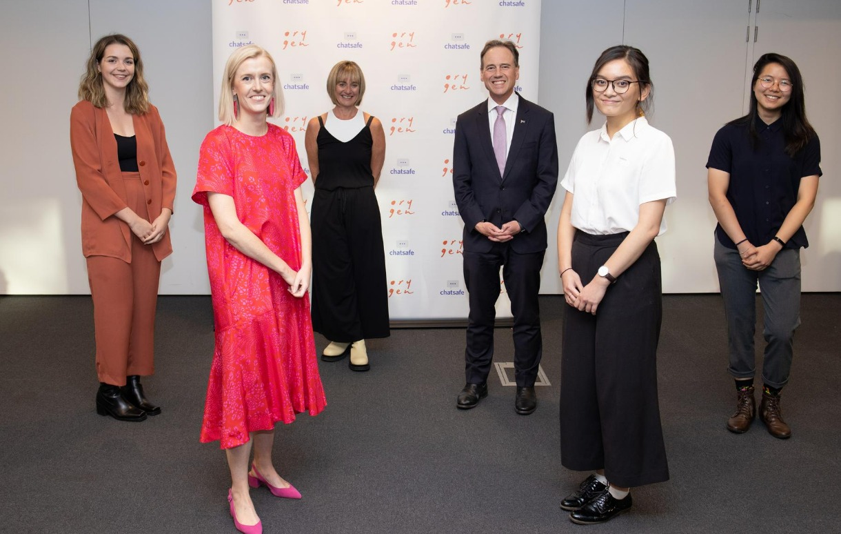 Ethical Design in suicide prevention was part of Melbourne Design Week 2021. The event featuring our panellists and opened by the the Hon Greg Hunt, Minister for Health. From left: Celia Delaney from Portable, Dr Nicola St John from RMIT, A/Prof Jo Robinson from Orygen, the Hon Greg Hunt, Minister for Health, and RMIT Communication design students Joanne Pangkey and Linsy Angwyn